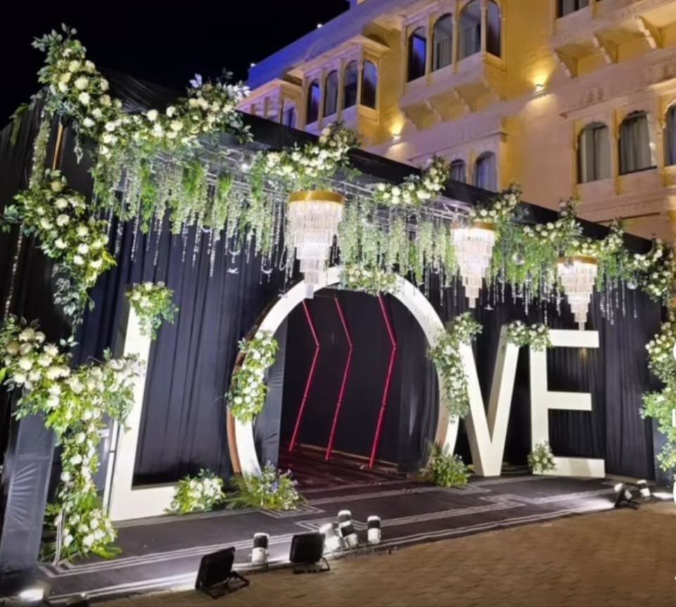 AB Event & Decor - Wedding Stage